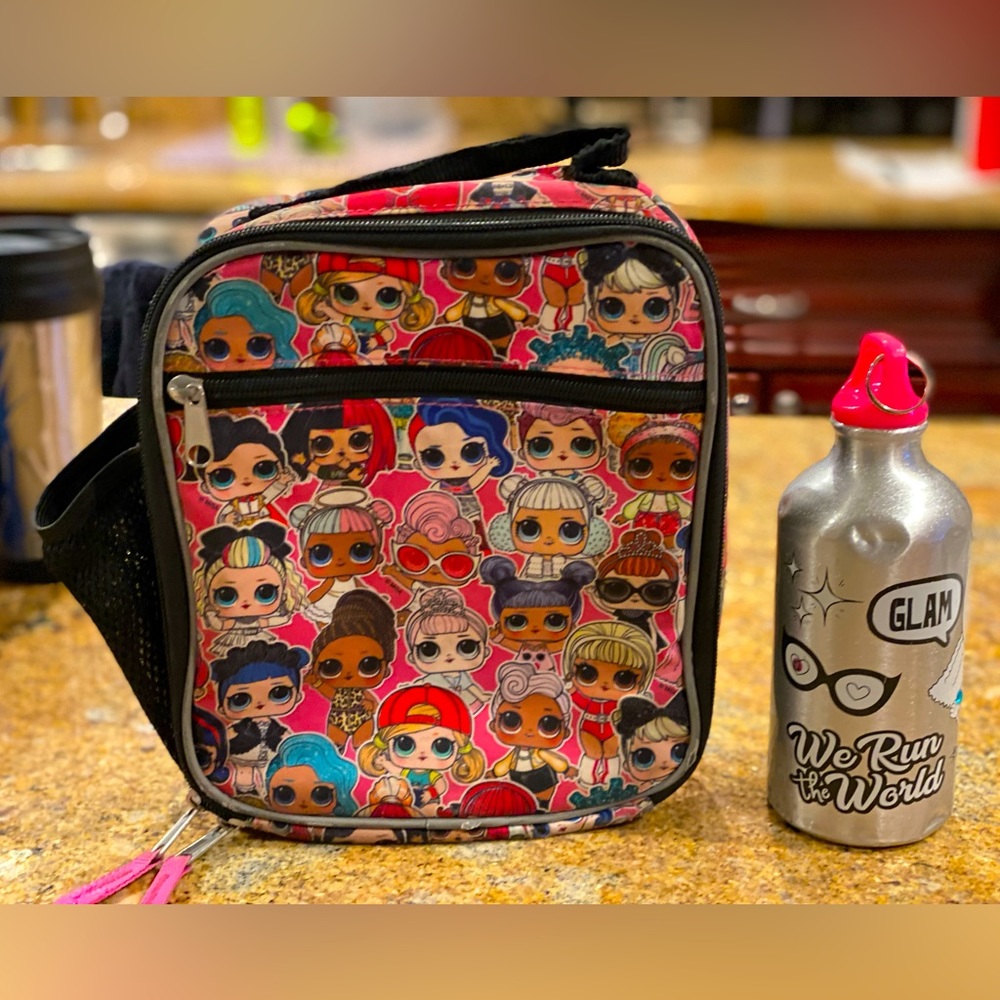 LOL lunchbox and ready to color water bottle